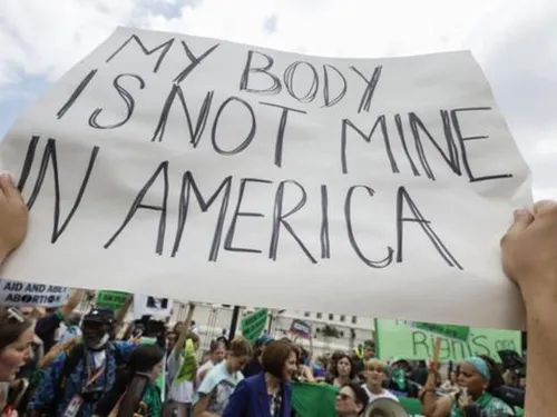 Révocation du droit à l'avortement aux USA : les Américains...