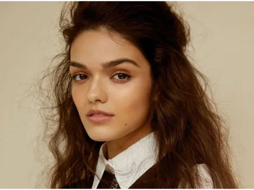 Disney annonce que Rachel Zegler incarnera Blanche-Neige 