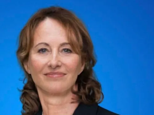« Je préfère une femme qui a un foulard sur la tête […] qu’un...