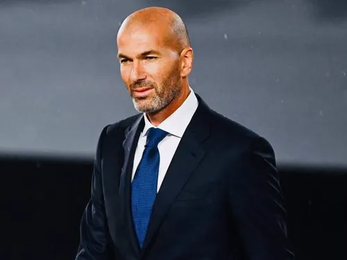 De La Castellane au banc des Bleus : Zinédine Zidane prêt à ouvrir...