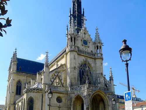 Paris honore la lutte des sans-papiers de Saint-Bernard !