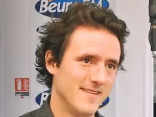 [AVS] Dans la peau d'un schizophrène dans un hôpital psychiatrique...