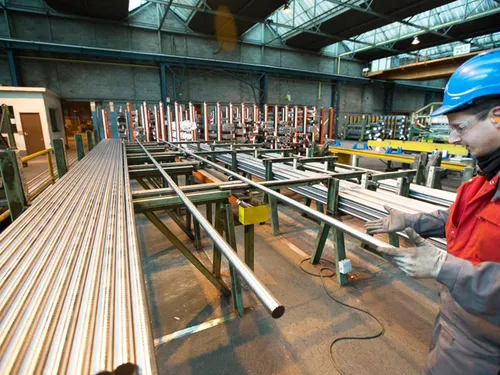 [ SOCIETE ] Les salariés de l’usine Ascométal de Fos présentent un...