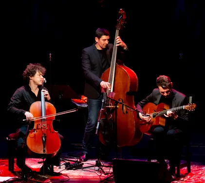 COMBRES - Festival Musique en Eure-et-Loir : Loco Cello.