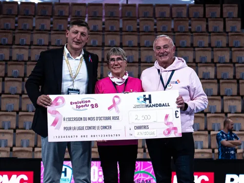 Belle solidarité autour du C'CMHB pour Octobre Rose