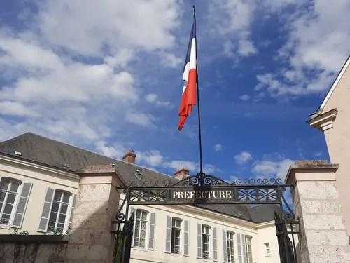 Fermeture administrative d'un commerce pour travail illégal