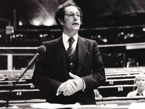 « Je saurai honorer sa mémoire, pour que son nom reste gravé dans...