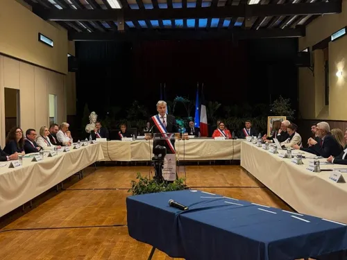 Le maire et adjoints de Châteaudun à la rencontre des habitants