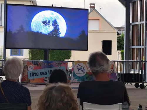 Du cinéma en plein air à Lucé et Marboué