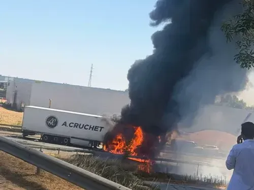 A11 : Un camion en feu perturbe la circulation à hauteur de Chartres