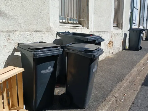 Chaleur : modification des collectes des déchets sur Chartres...