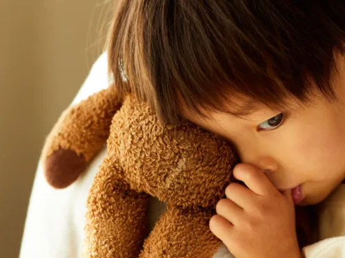 Devenez parrain ou marraine d'un enfant confié à l'Aide Sociale à...