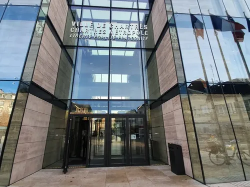 Pensez à renouveler votre vignette de stationnement résidentiel à...