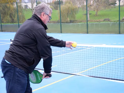 Yèvres : une journée gratuite pour s'initier en famille au pickleball