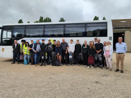 12 jeunes cloysiens investis sur leur commune