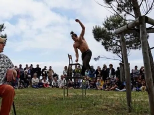 SAINT-ARNOULT-EN-YVELINES (78) - Spectacle : 7 Samouraïs