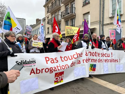 🔊 Une centaine de personnes mobilisées ce 2 décembre à Chartres