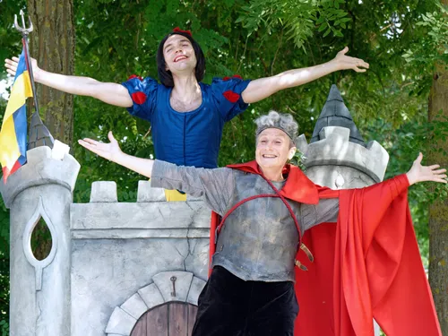 🔊 Le théâtre s'installe dans les villages de Beauce