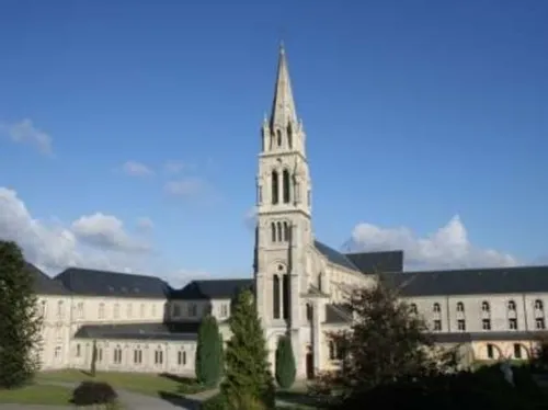 SOLIGNY-LA-TRAPPE (61) - Visite guidée de l'Abbaye de la Trappe