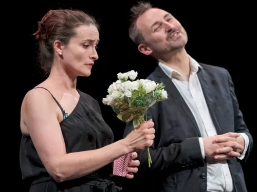 BAILLEAU-ARMENONVILLE - Théâtre : Ça sent l’sapin
