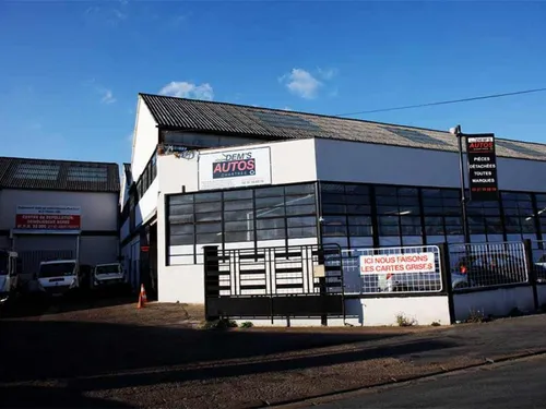 LUCÉ – Braquage à main armée, deux malfaiteurs repartent avec le...