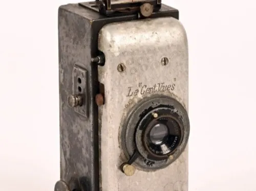 CHARTRES - Vente aux enchères : Appareils photographiques,...