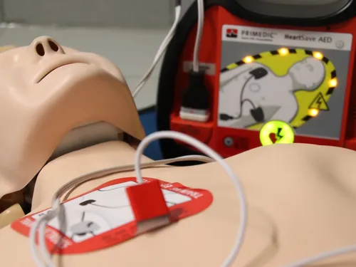 🔊 Six étudiantes en santé animent des ateliers de gestes de...