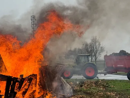 EURE-ET-LOIR - Les agriculteurs ont organisé des barrages filtrants