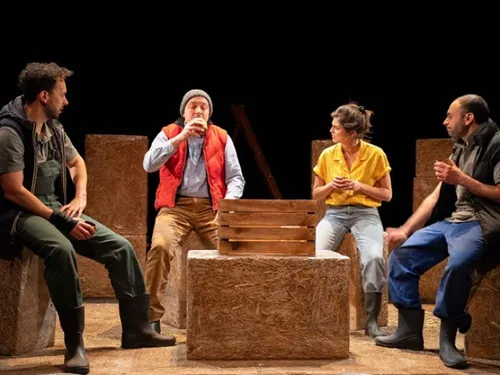 L'AIGLE (61) - Théâtre : Tout contre la terre