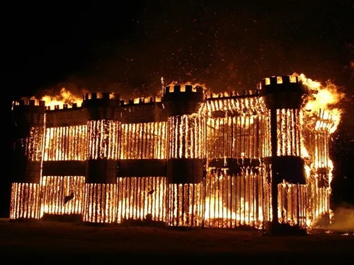 LAVARÉ (72) - Spectacle son et lumière