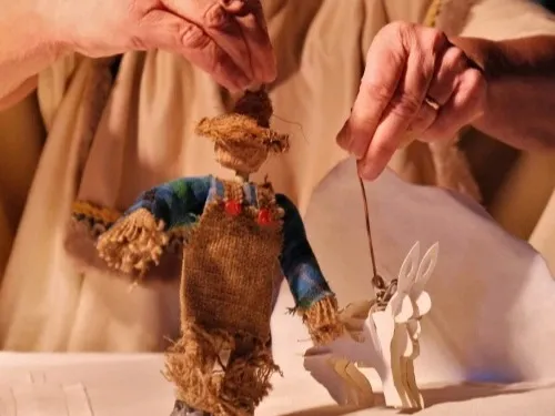 LA CHAPELLE-SAINT-MESMIN (45) - Spectacle de marionnettes : Tout...
