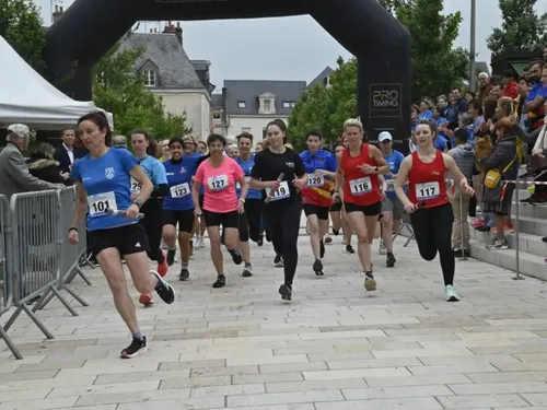 NOGENT-LE-ROTROU - Courir en ville