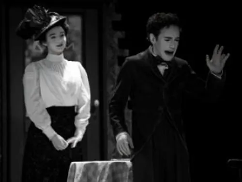 OLIVET (45) - Théâtre : Smile