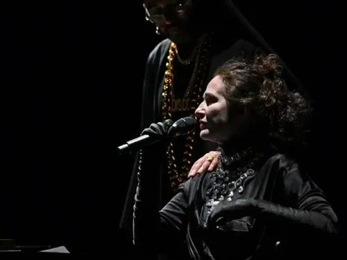 ORLÉANS (45) - Scène nationale : Anny Karénine (fille de)