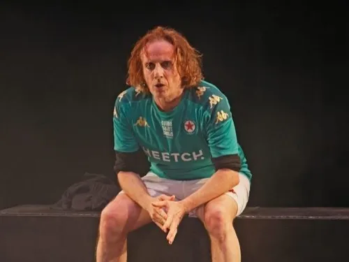 SAINT-JEAN-DE-BRAYE (45) - Théâtre : Être ou ne pas être