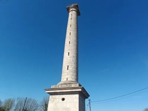 MÉRÉVILLE (91) - Visite : La Tour Trajane