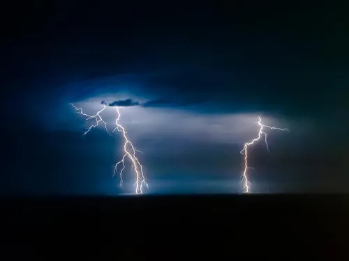 Un impact de foudre surpuissant a touché le Nord hier soir ! 