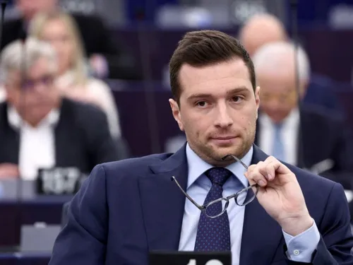 Jordan Bardella accusé d'écrits antisémites 