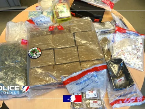 Nord : un contrôle banal mène à une saisie de drogue pour une...