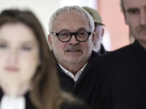 Un ex-sénateur condamné, pour avoir drogué une collègue afin...