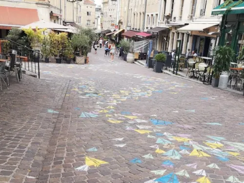 NANCY: DES TERRASSES EN MODE ESTIVALES DE STANISLAS