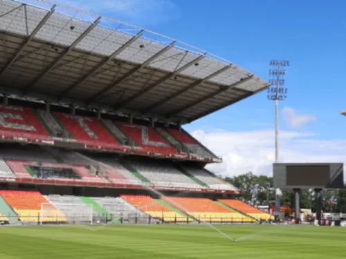 FOOTBALL: LE FC METZ ORGANISE UNE GRANDE BRADERIE