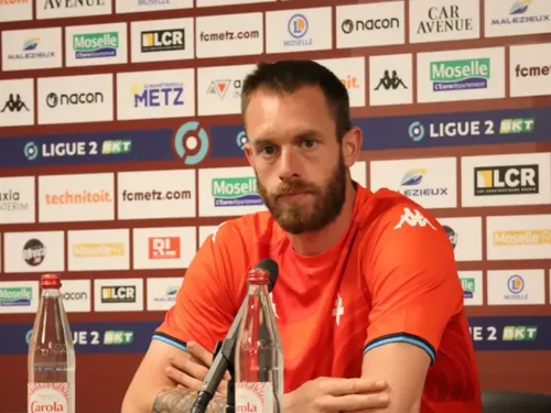 Football : rupture des ligaments croisés pour Alexandre Oukidja 