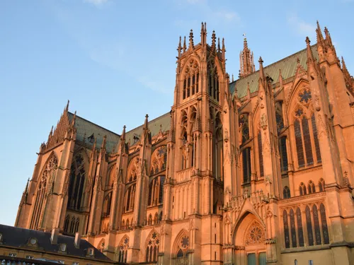 Incident Cathédrale de Metz : un homme armé d’un couteau et...