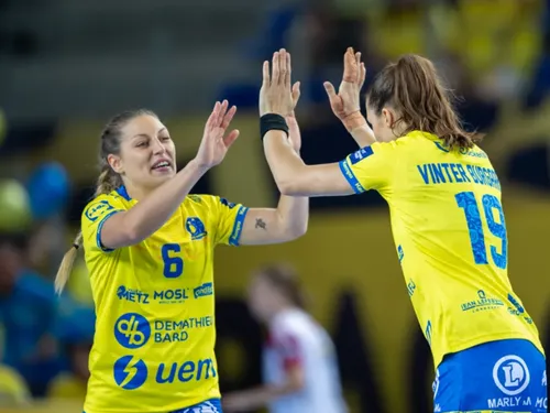 Carnet rose : Chloé Valentini est maman ! 