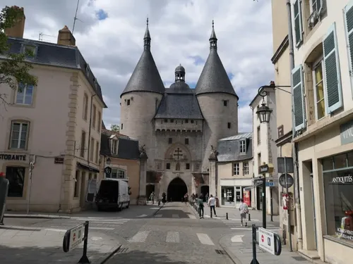 Nancy. Avec le chemin piéton estival, les nancéiens vont prendre...