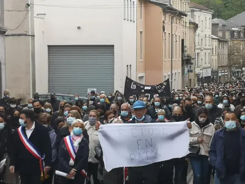 Féminicide à Hayange : le procès du meurtrier présumé commence ce...
