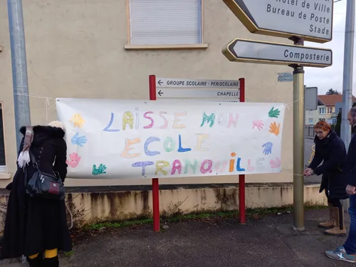 Marbache se mobilise contre la fermeture d'une classe à l'école...