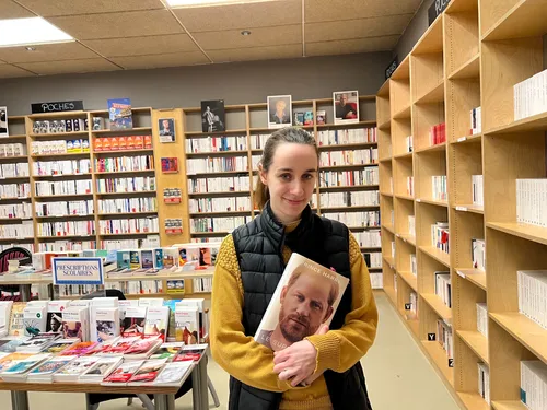 Le livre du prince Harry "le suppléant" en vente dans les librairies 