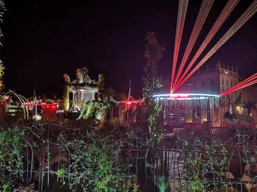 (Photos) : Le jardin éphémère de Nancy flamboie de jour comme de nuit